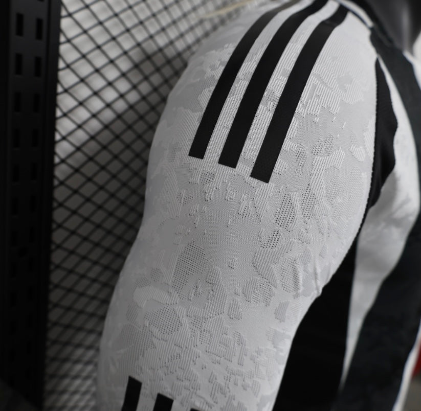 Juventus Long Slevee 2024/2025 Home Kit